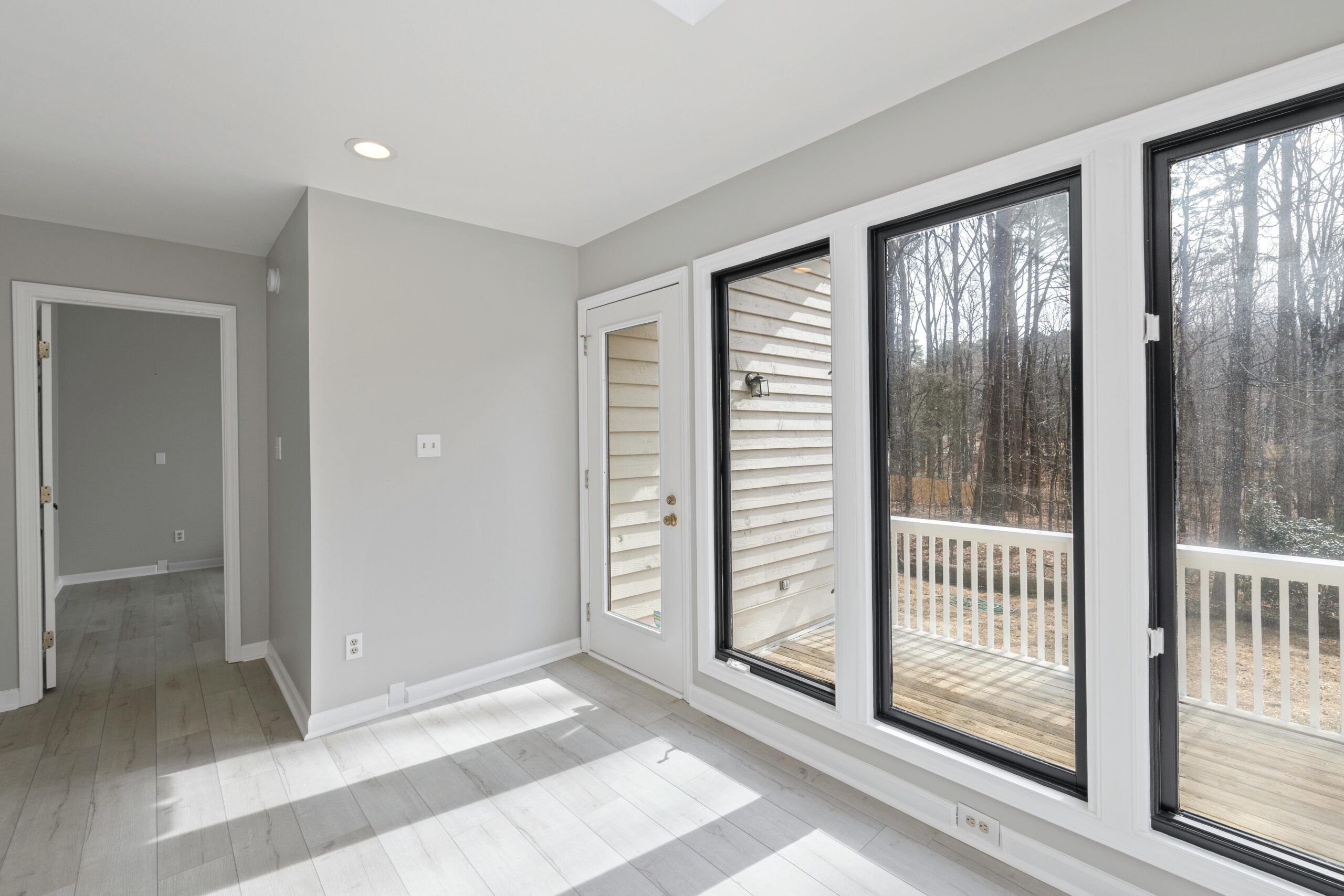 Screened Porch Builders in Howard & Anne Arundel Counties, MD | Top Notch Decks & Patios