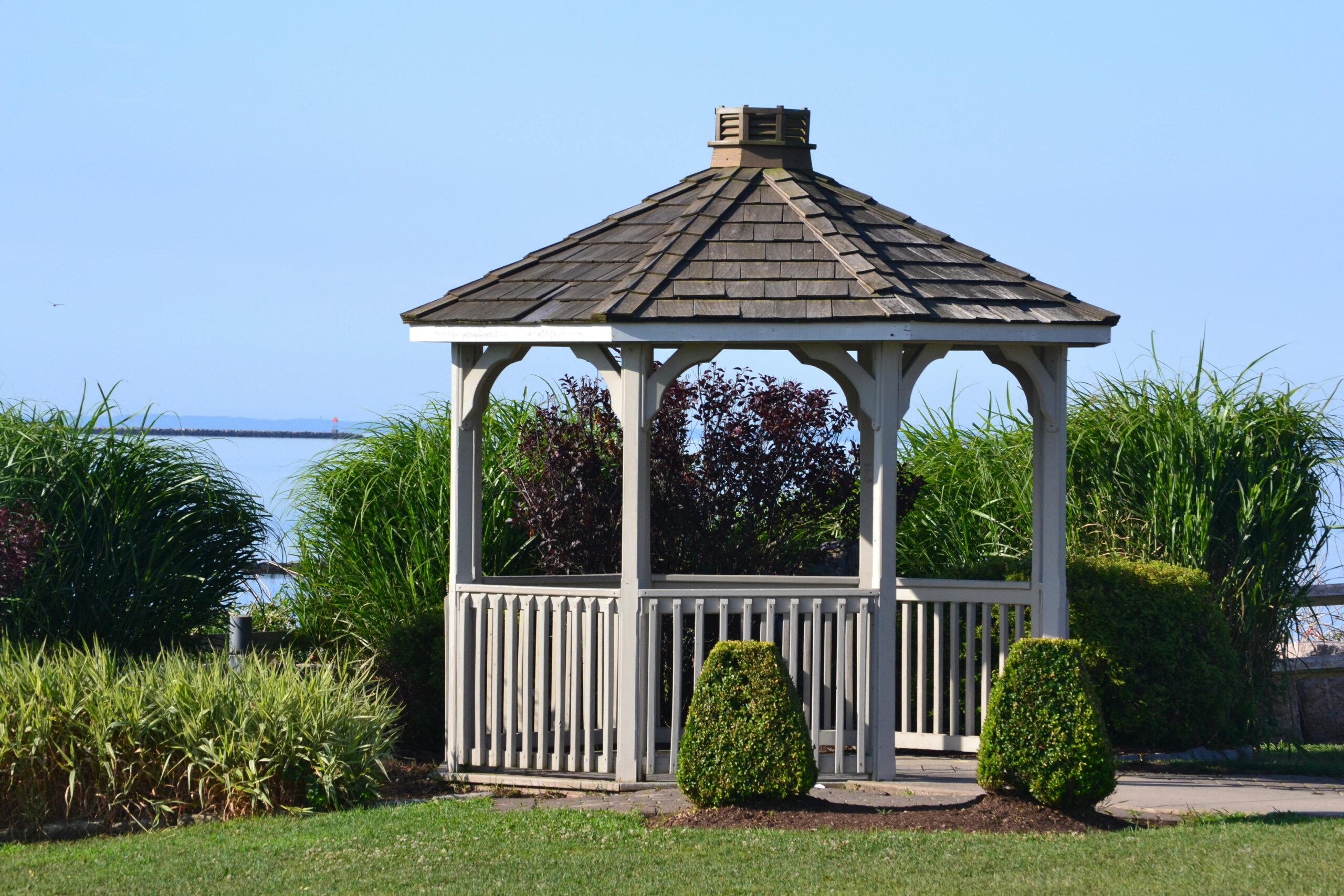 Fence Installation in Howard & Anne Arundel Counties, MD | Top Notch Decks & Patios